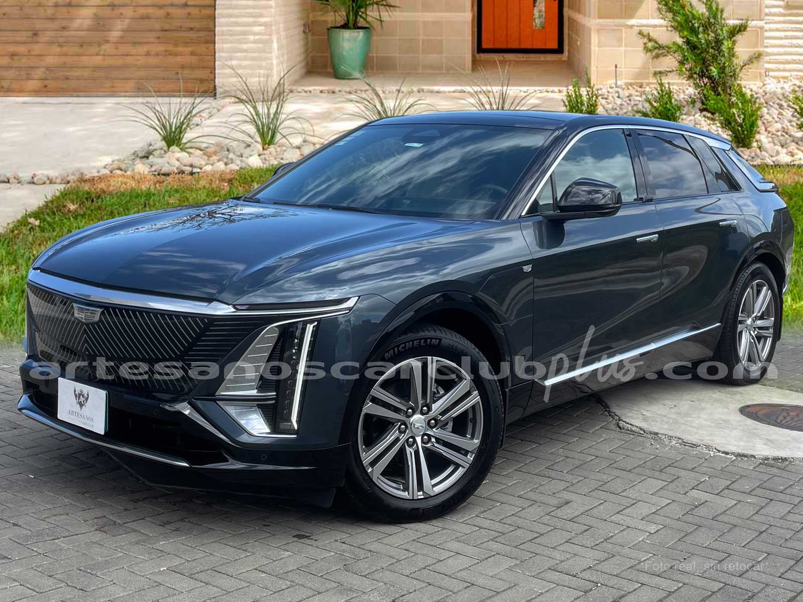 CADILLAC LYRIQ 700 E4 LUXURY - AWD - 500 HP - 2023. - ARTESANOS CAR CLUB
