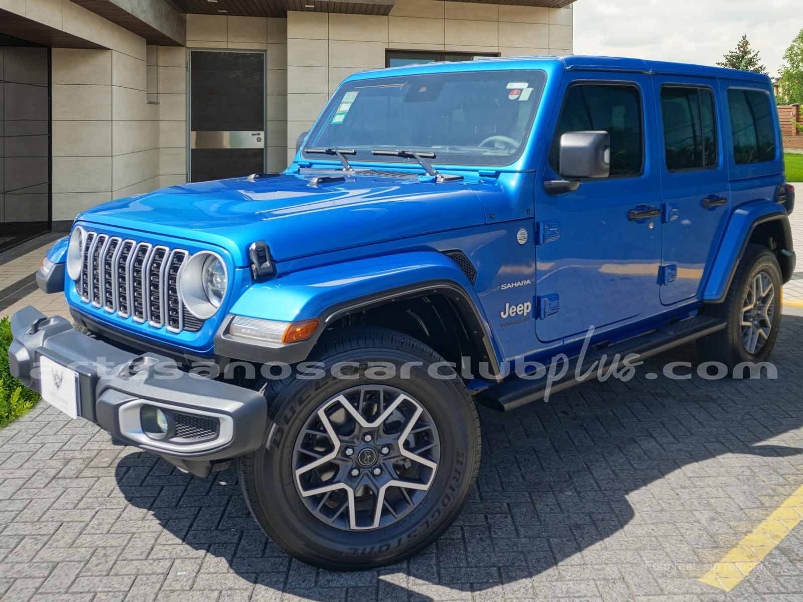 JEEP WRANGLER UNLIMITED SAHARA - 2024. - ARTESANOS CAR CLUB